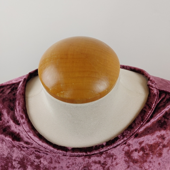 ARDENE | Purple Velvet Short Sleeve Crop Top - Picture 4 of 7